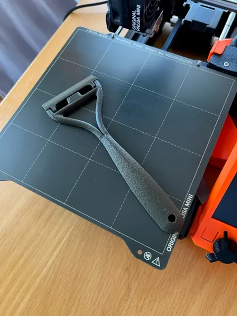 Make of Scraper for Prusa Mini Build Plate by MKBecker | Download free ...