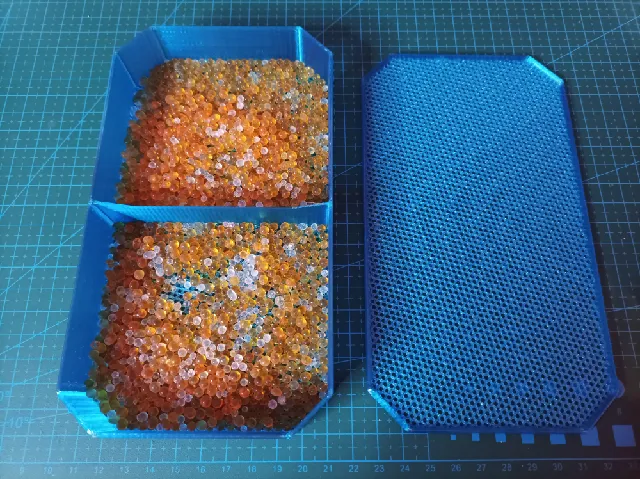 Make of Silica gel boxes with snap-on lid (parametric) by Nieve3D ...