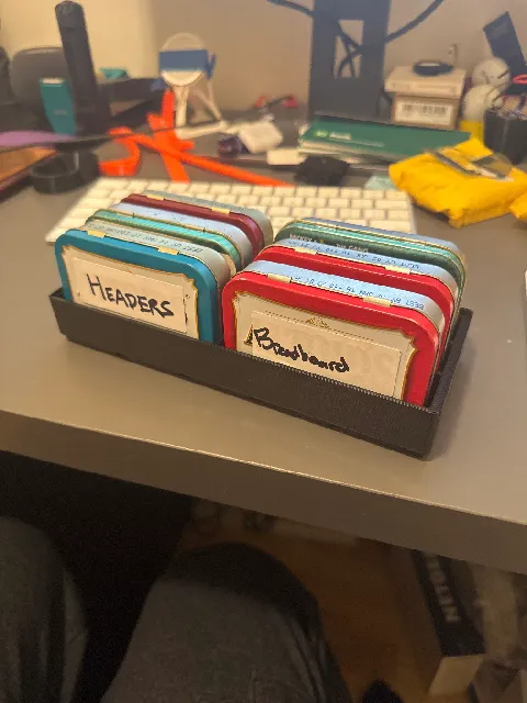 Gridfinity holder for altoids bins