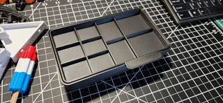 minimalistic.tray