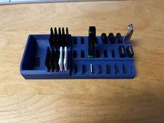 USB and SD card organizer
