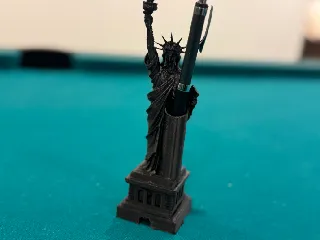 Statue of Liberty pen holder