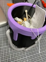 Drippy Bucket