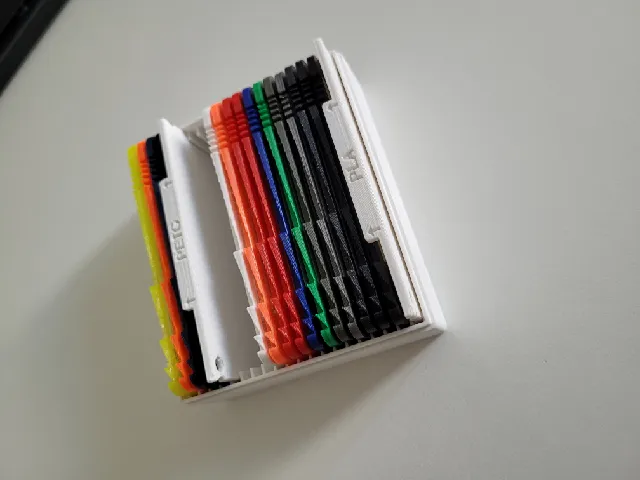Make of Customizable filament swatch dividers by MD3D | Download free ...