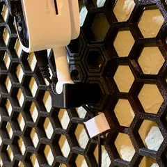 Quick cable clip for HSW (honeycomb storage wall)