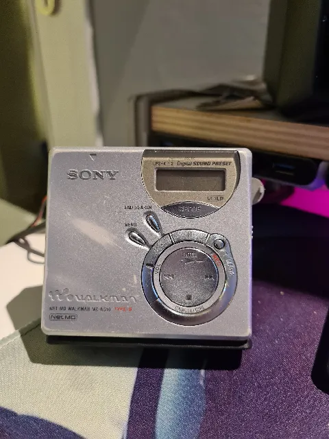 Make of Sony Minidisc Walkman display stand by Joris | Download free ...