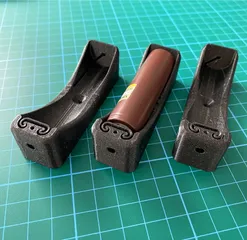 Compact 18650 Charger
