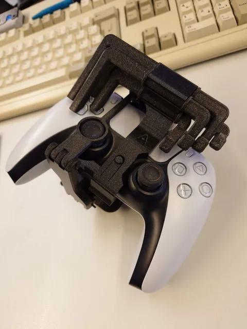 Make of One-handed DualSense by Timeless Doctor | Download free STL ...