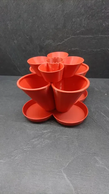 Make of Stackable Planter (110mm) by Akalain | Download free STL model ...
