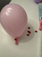 Balloon clip