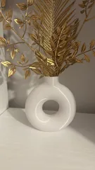Wormhole Vase