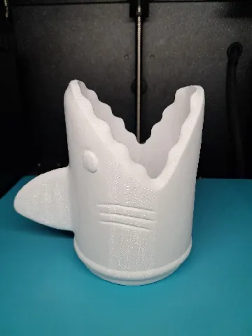 SharkChug - shark can holder by dandan | Download free STL model ...