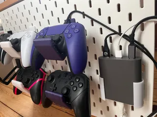 Universal Controller Holder for Skadis (SKÅDIS) Pegboard