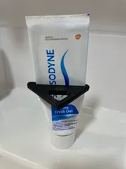 Toothpaste Squeezer