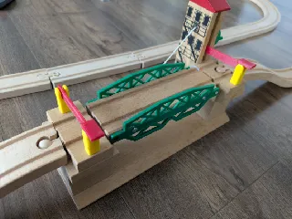 Brio Schranke für Hebebrücke // Barrier for lifting bridge