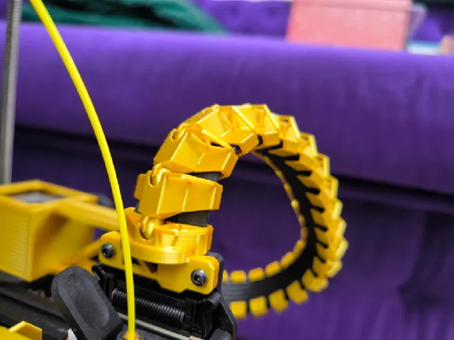 Make of Ender 3 V3 SE Spine Cable Chain by Adrian@Dr.Layer | Download ...