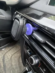 Car vent clip for phone mount