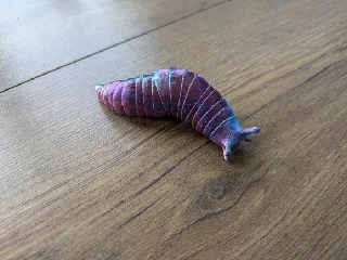 Friendly Articulated Slug