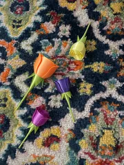 Rose with screw