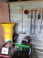 Gravity Broom Holder