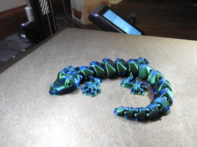 Make of Articulated Lizard v2 by 3d printer guy | Download free STL ...