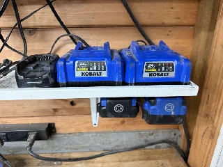 Kobalt 24V Battery Mounts