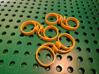 Flexible filament clip