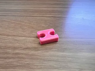 Mini USB Cable Clip