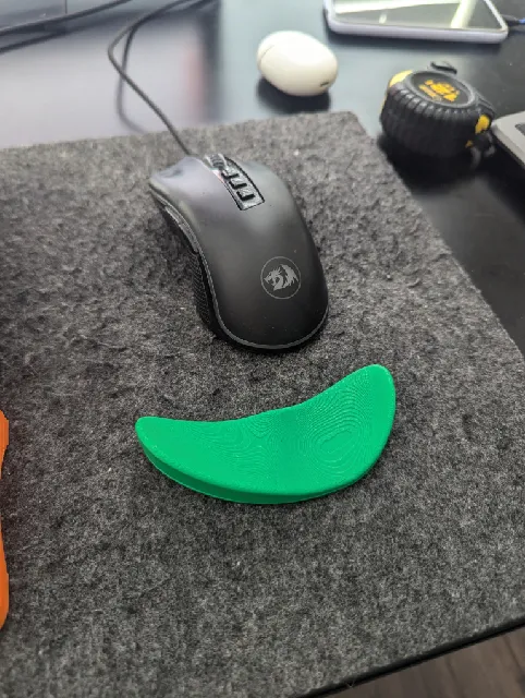 Make of Ergonomic mouse wrist rest by Paul G | Download free STL model ...