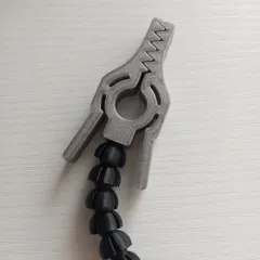 Soldering helping hand - split files