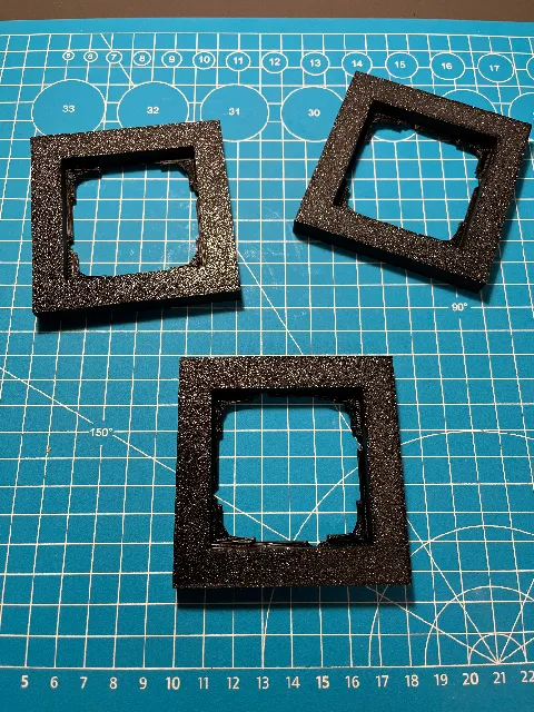 Make of Gira E2 Socket Frame by Lordi999 | Download free STL model ...