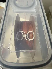 Flexible filament clip