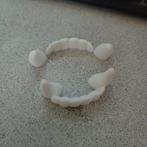 Simple front teeth for puppets or fursuits by Tioh | Download free STL ...