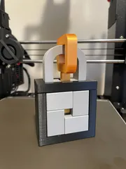 Key Trap - Interlocking puzzle by Christoph Lohe
