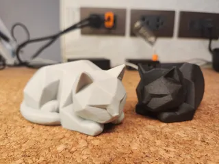 Cute Waiting Low Poly Kitten, Cat