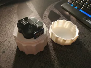 Nikon Battery Holder