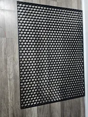 Honeycomb storage wall