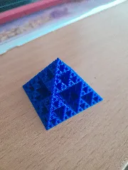 Spiral Vase Mode Sierpiński Pyramid