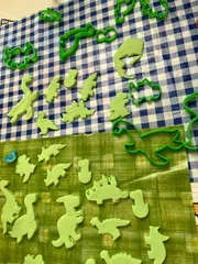 34 Dinosaur cookie cutters / cutter [Dinosaurus vykrajovátka]