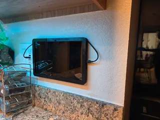 Lenovo M10 Plus (3rd Generation) - Wall mount