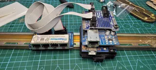 Arduino UNO DIN rail mount