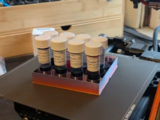 Fast and Cheap Adjustable Sample Vial holder (Fountain pen ink sample!)