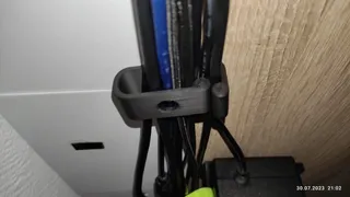 Easy Cable Manager screw or glue