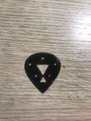Guitar Pick - 0.8mm thickness