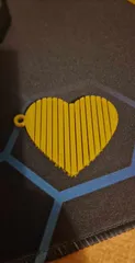 llavero corazon flexible