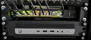 Switch 1U 10" Rackmount (Zyxel GS1900)
