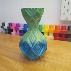 Diamond Ripple Vase