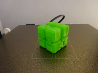 Infinity cube