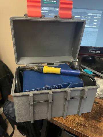 Super Customizable Rugged Box in OpenSCAD by Iceman | Download free STL ...