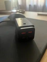 Baseus 100W Mount with screwholes
